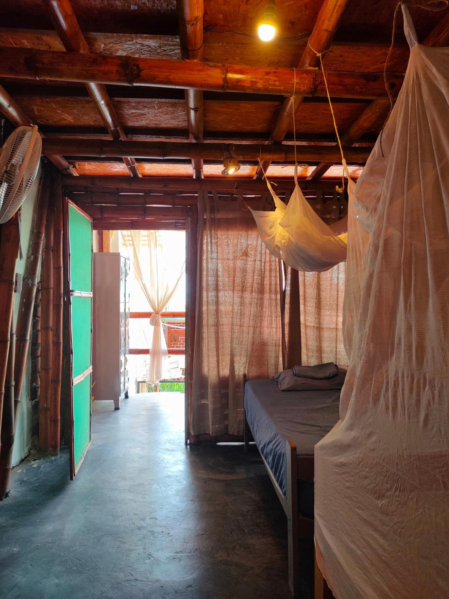 Wally'S House Mancora Luaran gambar